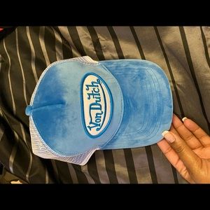 Von Dutch hat